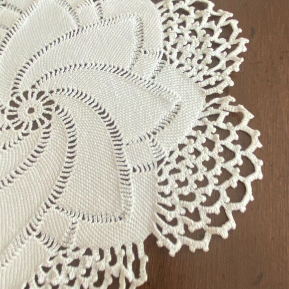 Beige Pinwheel Crochet Lace Doily Tablecloth Home Decorative Placemat 12" - Picture 2 of 7